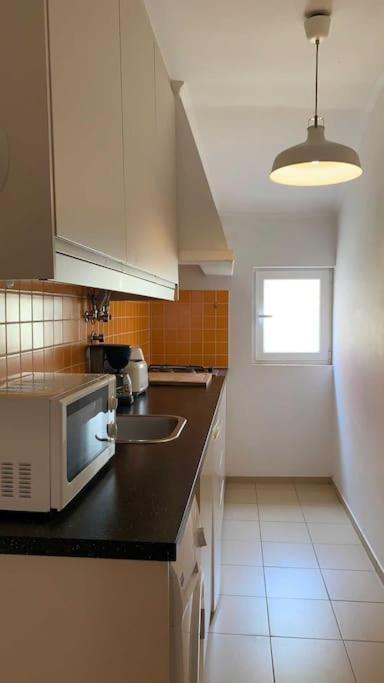 Two Bedroom Apt In Historic Location! Close To The River Лиссабон Экстерьер фото